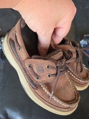Boys Brown Leather Sperry Boat Shoes - Classic Casual Slip-Ons